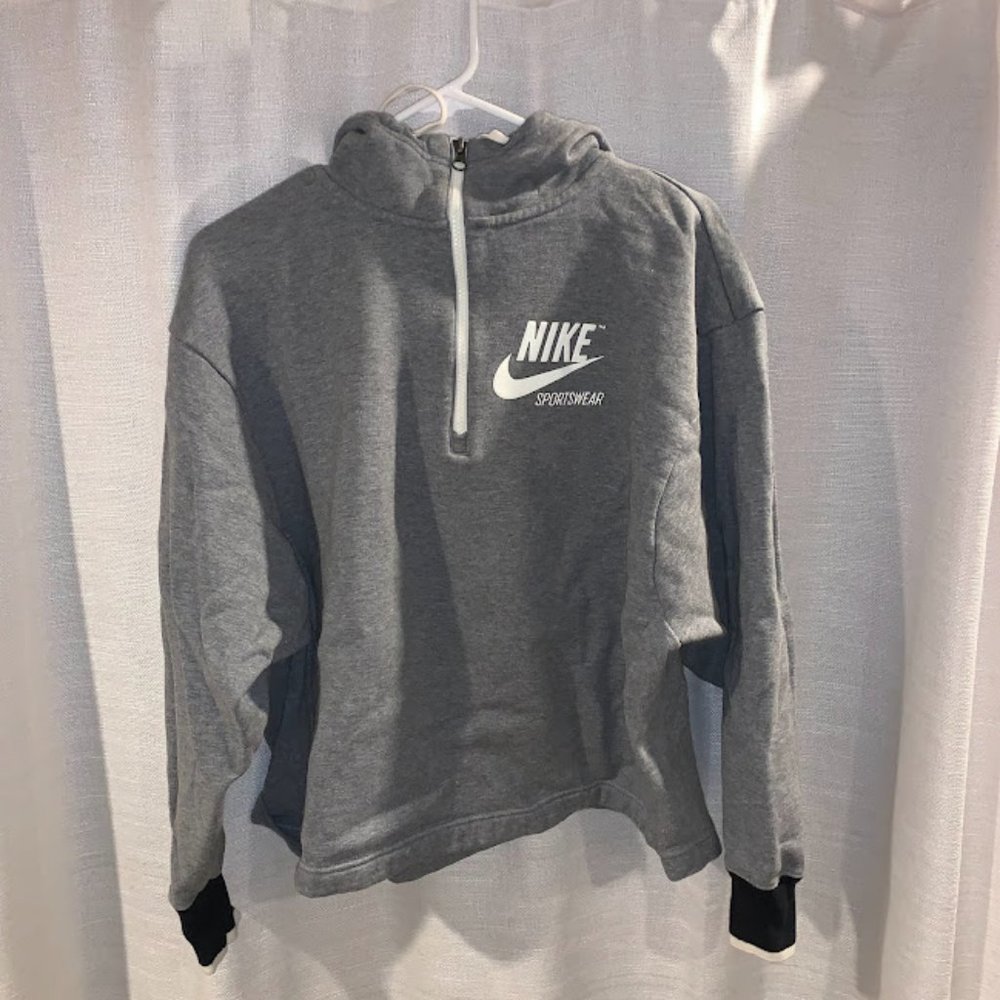 Nike Sweatshirt